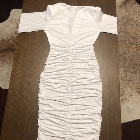 NWOT Cameo Dress - Picture 6 of 7